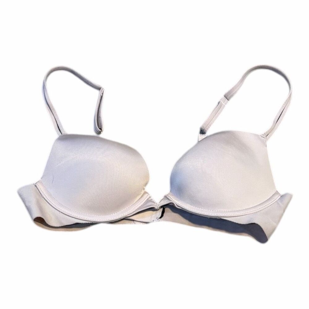 VICTORIA’S SECRET Women’s Nude Push-Up Bra Size 32C